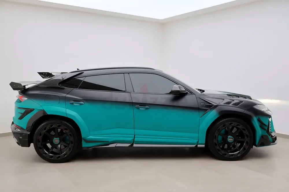 Lamborghini Urus Mansory Edition 2020 | Distress Deal | European Specs | Carbon Fiber Aero Kit | - Image 4