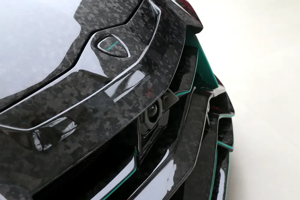 Lamborghini Urus Mansory Edition 2020 | Distress Deal | European Specs | Carbon Fiber Aero Kit | - Image 9
