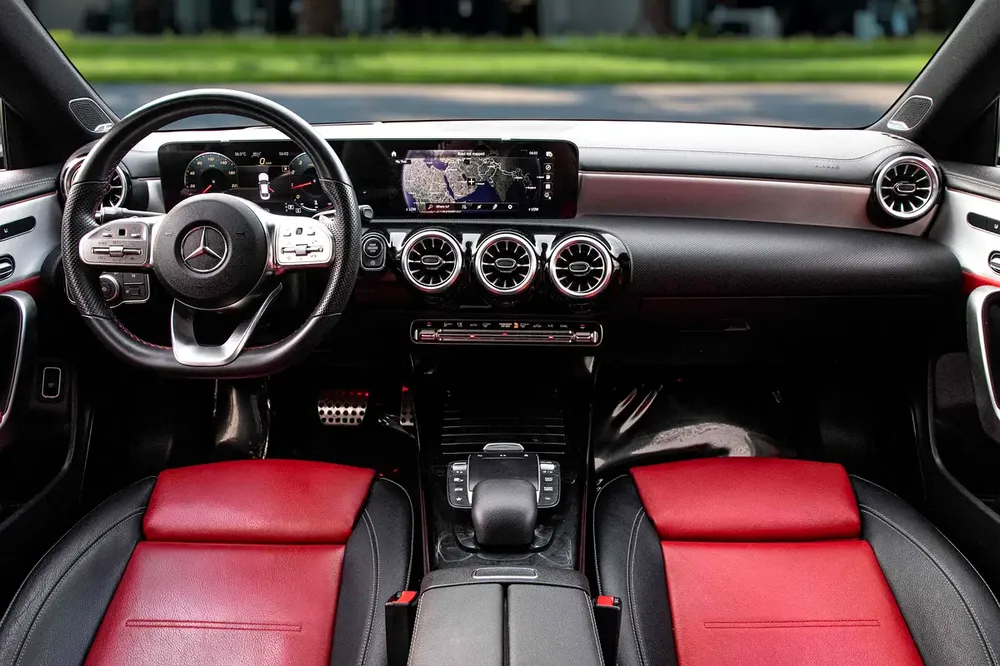 2,546 P.M |  CLA 200 | 0% Downpayment | 4MATIC | Warranty! - Image 8