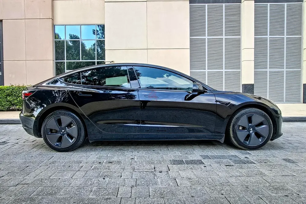 AED 1520/month | 2023 Tesla Model 3  | GCC Specs | Ref#436543 - Image 4