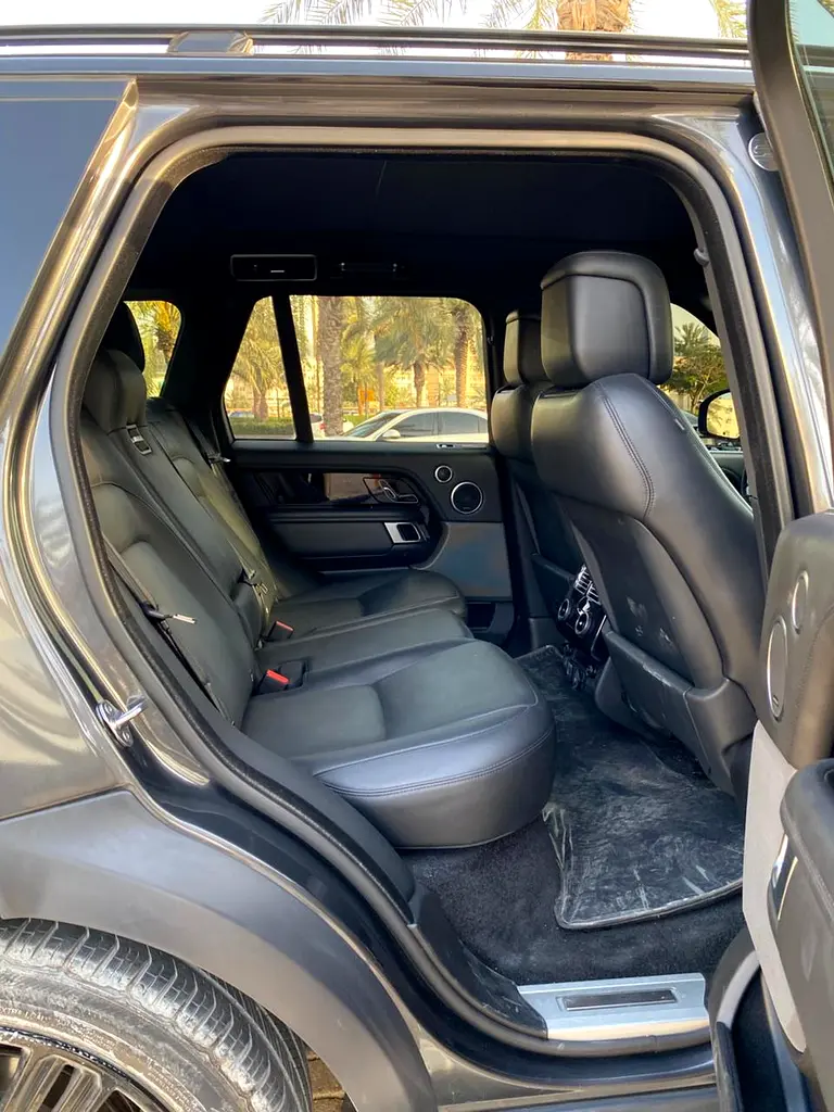 Land Rover Range Rover Vogue HSE 2021 - American Specs 1545 - Image 12