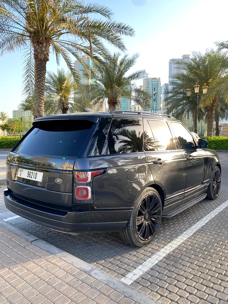 Land Rover Range Rover Vogue HSE 2021 - American Specs 1545 - Image 18
