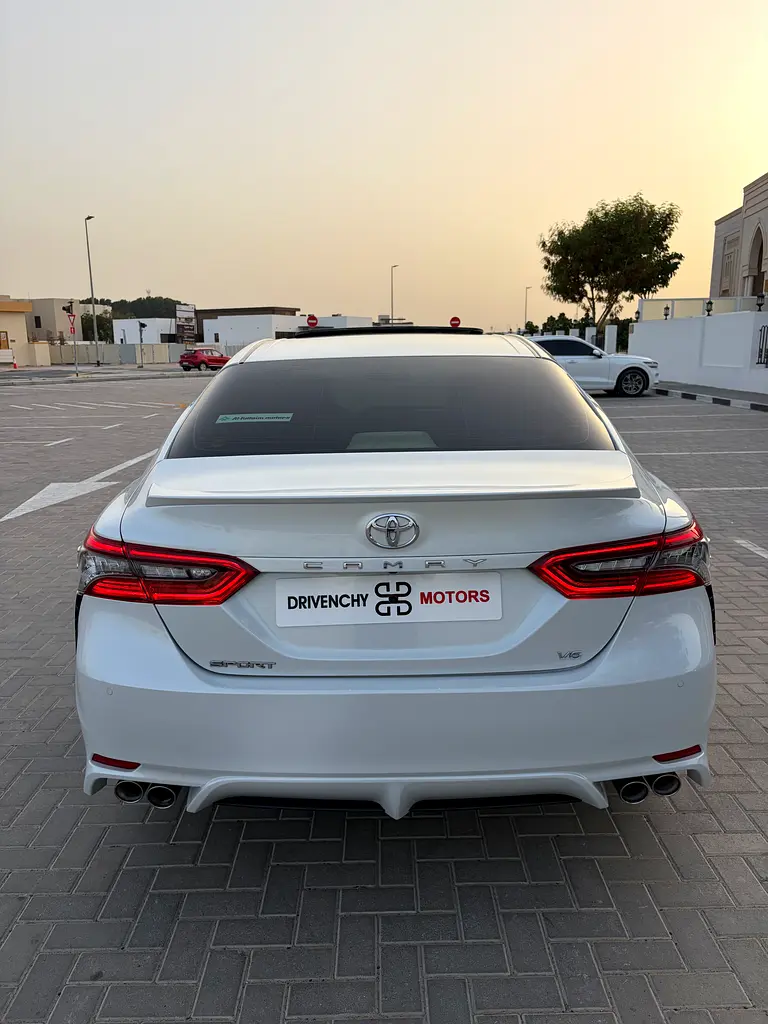 Toyota Camry Grande 2024 V6 GCC Specs - Full Option - Image 5