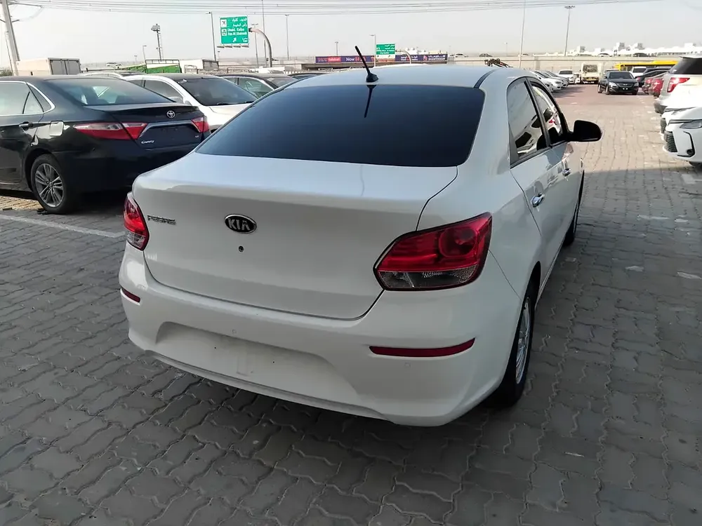 Kia Pegas 2020 GCC Specs - Image 9