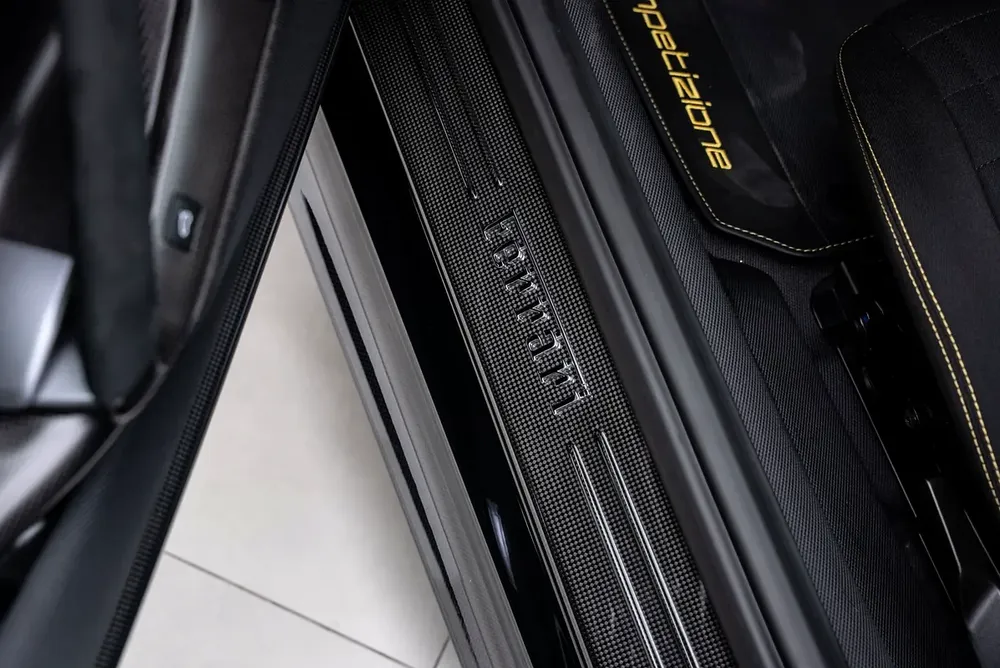 2023 FERRARI 812 COMPETZIONE. - Image 10