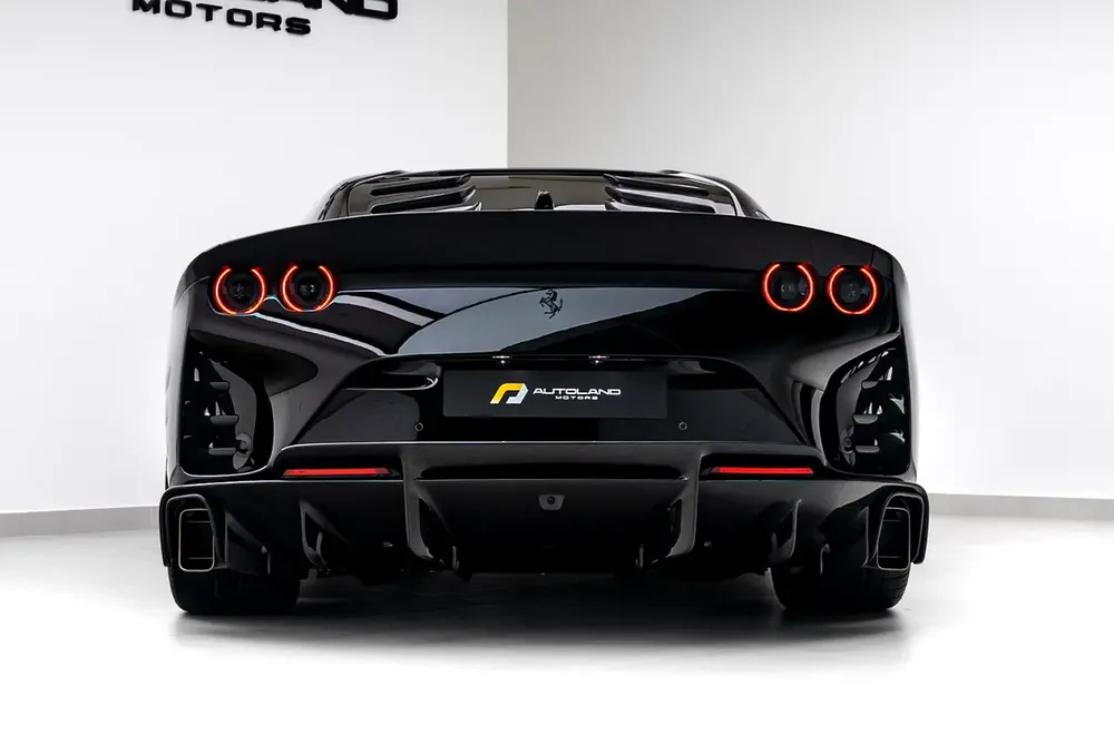 2023 FERRARI 812 COMPETZIONE. - Image 5