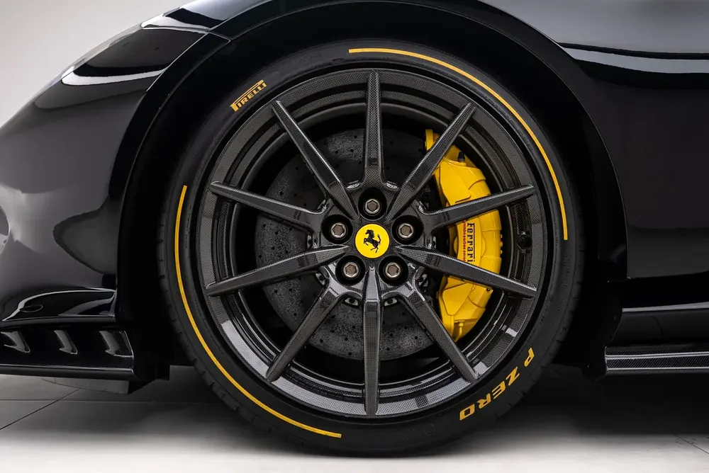 2023 FERRARI 812 COMPETZIONE. - Image 6