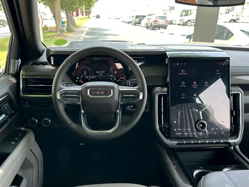 2026 GMC Yukon Elevation, GCC Specifications - Image 12