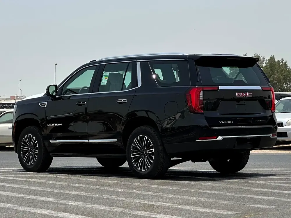 2026 GMC Yukon Elevation, GCC Specifications - Image 6