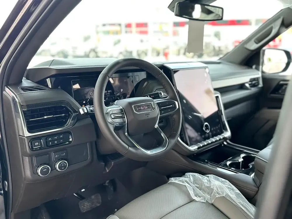 2026 GMC Yukon Elevation, GCC Specifications - Image 7