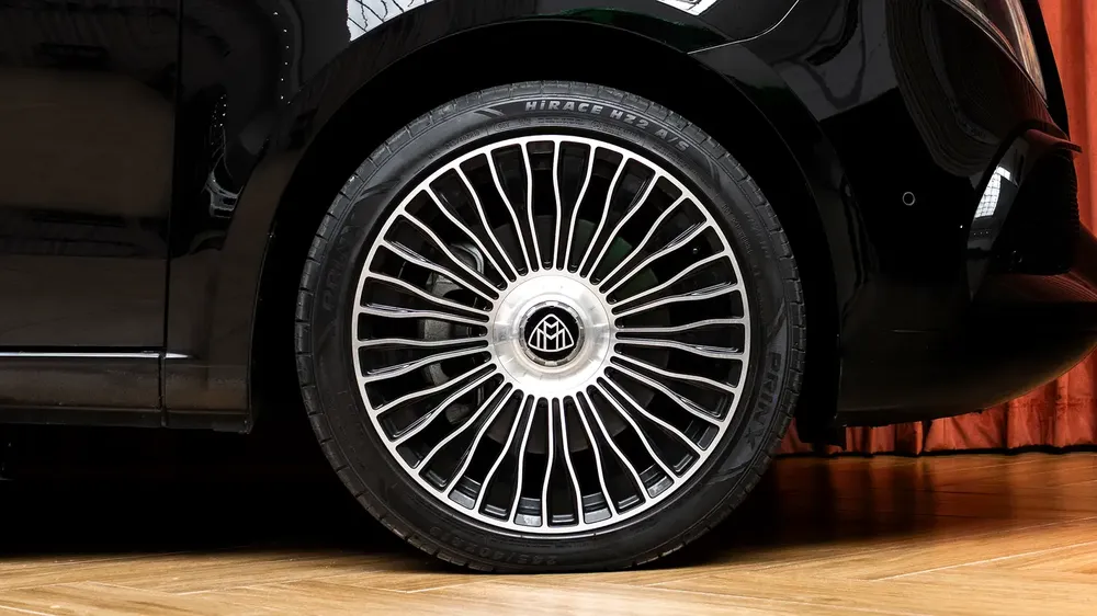 DEAL OF THE MONTH | GCC SPEC | 0 KM | ULTRA-LUXURY EXECUTIVE MPV | FULL OPTION | FINANCE AVAILABLE - Image 5