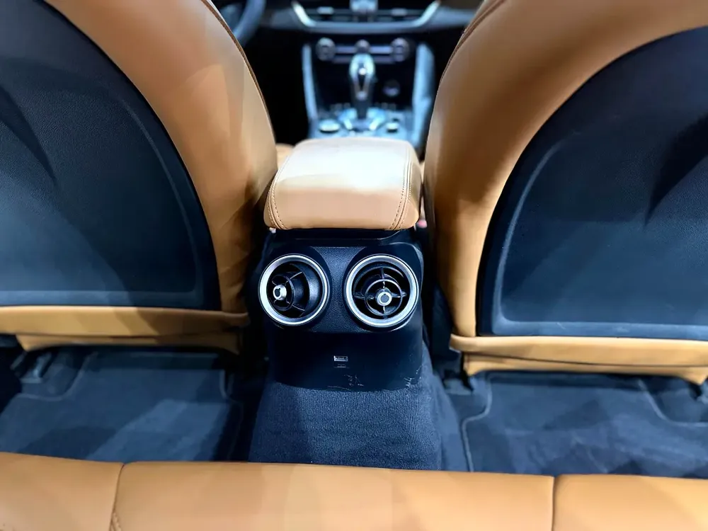 2022 Alfa Romeo Giulia | GCC Specs | Under Warranty and Service contract from Agency Gargash - Image 10