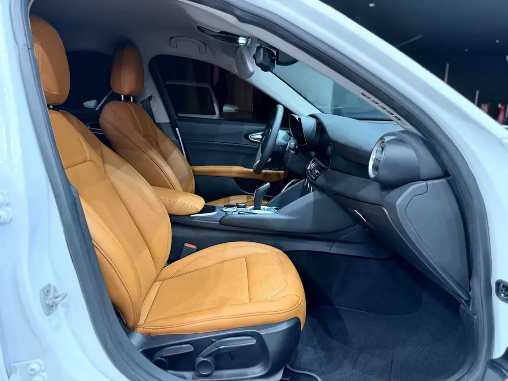 2022 Alfa Romeo Giulia | GCC Specs | Under Warranty and Service contract from Agency Gargash - Image 11
