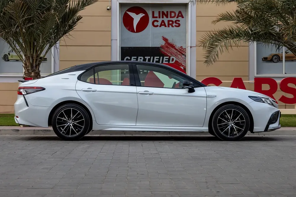 Toyota Camry Sport 2024 GCC | Agency Warranty  | Service Contract | Flexible D.P. - Image 9