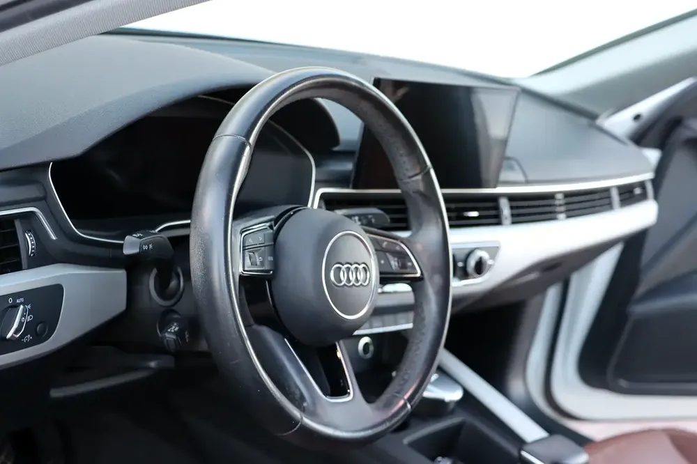 Audi A4 2021 35 TFSI S-line | GCC Specs | Low Mileage - Image 15