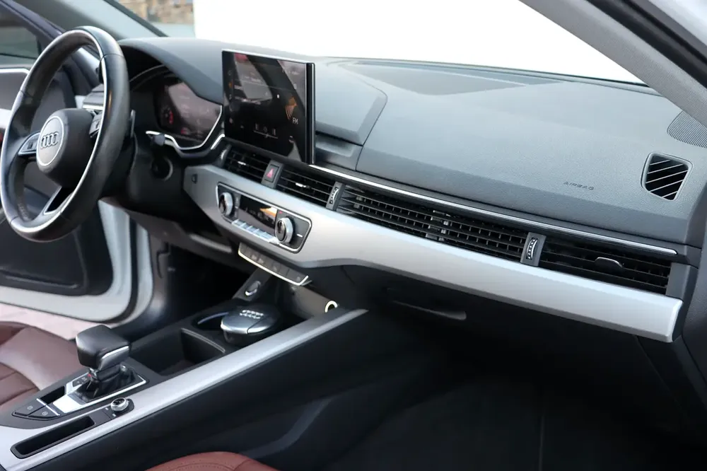 Audi A4 2021 35 TFSI S-line | GCC Specs | Low Mileage - Image 16
