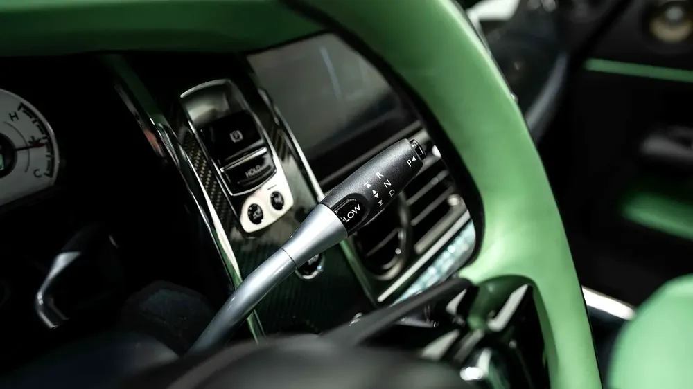 DEAL OF THE MONTH | BLACK BADGE | ONE-OFF SPORTIVE EDITION | BESPOKE INTERIOR | ACCIDENT-FREE | - Image 12