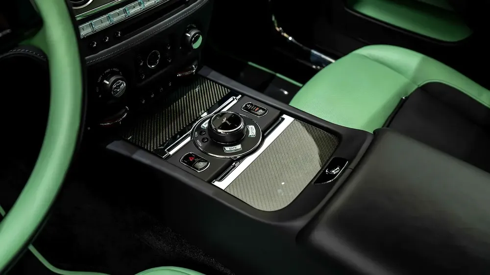 DEAL OF THE MONTH | BLACK BADGE | ONE-OFF SPORTIVE EDITION | BESPOKE INTERIOR | ACCIDENT-FREE | - Image 15
