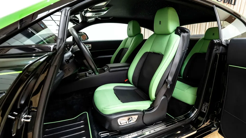 DEAL OF THE MONTH | BLACK BADGE | ONE-OFF SPORTIVE EDITION | BESPOKE INTERIOR | ACCIDENT-FREE | - Image 16