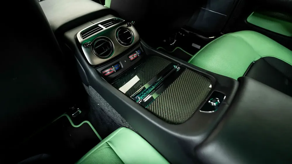 DEAL OF THE MONTH | BLACK BADGE | ONE-OFF SPORTIVE EDITION | BESPOKE INTERIOR | ACCIDENT-FREE | - Image 19