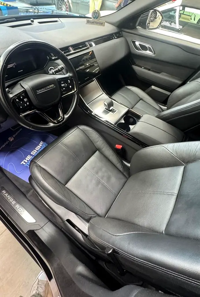 2025 Land Rover Range Rover Velar P250 HSE | Pristine American Specs - Image 6
