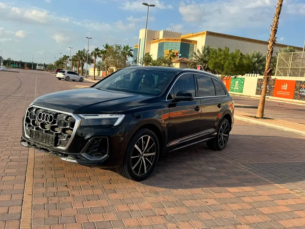 2024 Audi Q7 S Line Low Kms - Image 4