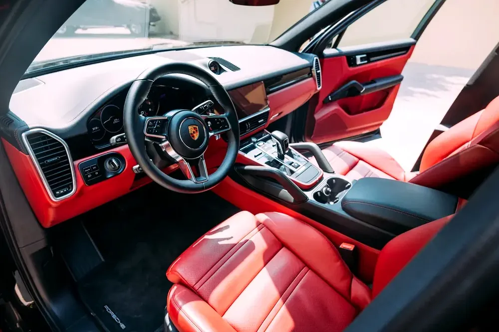 Porsche Cayenne |  GCC | CLEAN TITLE - Image 6