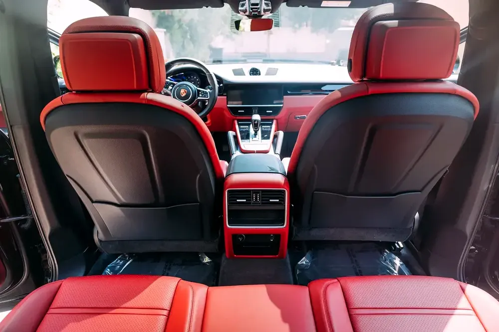 Porsche Cayenne |  GCC | CLEAN TITLE - Image 7