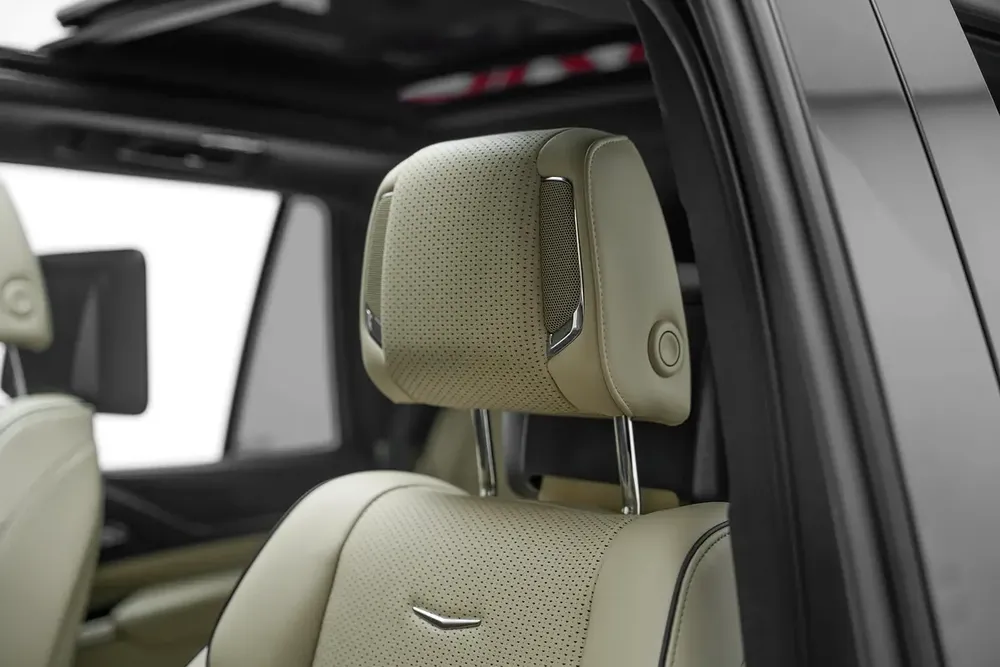 2023 CADILLAC ESCALADE 600 BLACK EDITION WITH WARRANTY AND SERVICE CONTRACT - Image 14