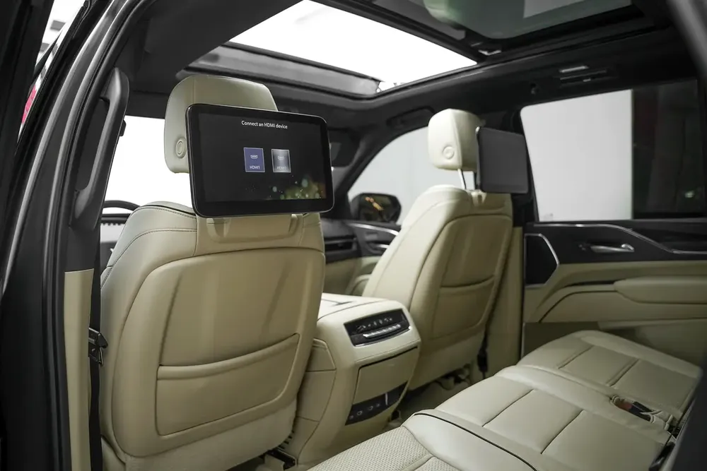 2023 CADILLAC ESCALADE 600 BLACK EDITION WITH WARRANTY AND SERVICE CONTRACT - Image 18