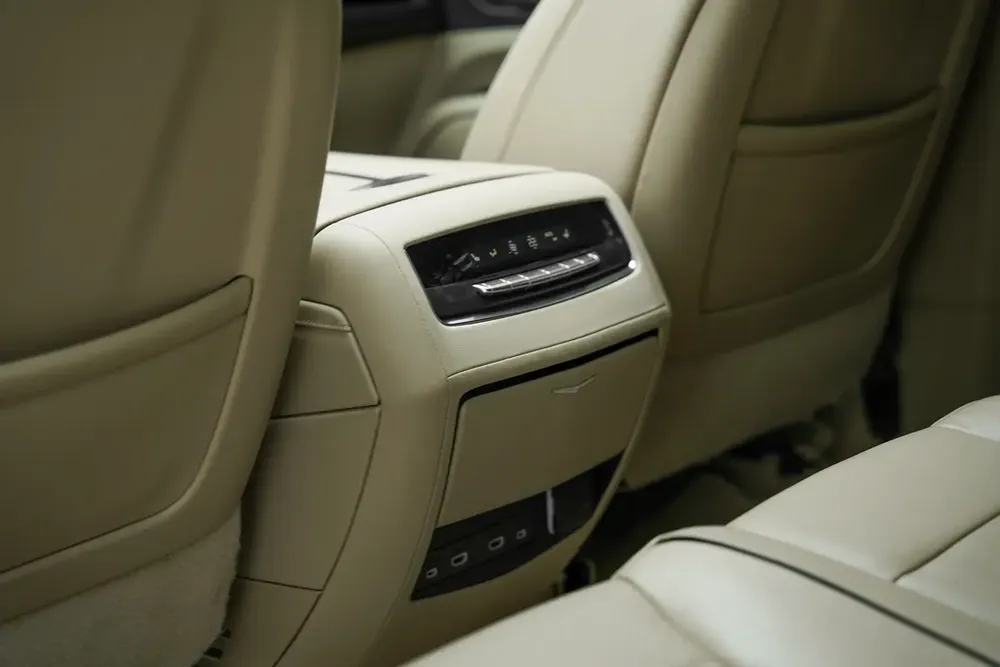 2023 CADILLAC ESCALADE 600 BLACK EDITION WITH WARRANTY AND SERVICE CONTRACT - Image 19