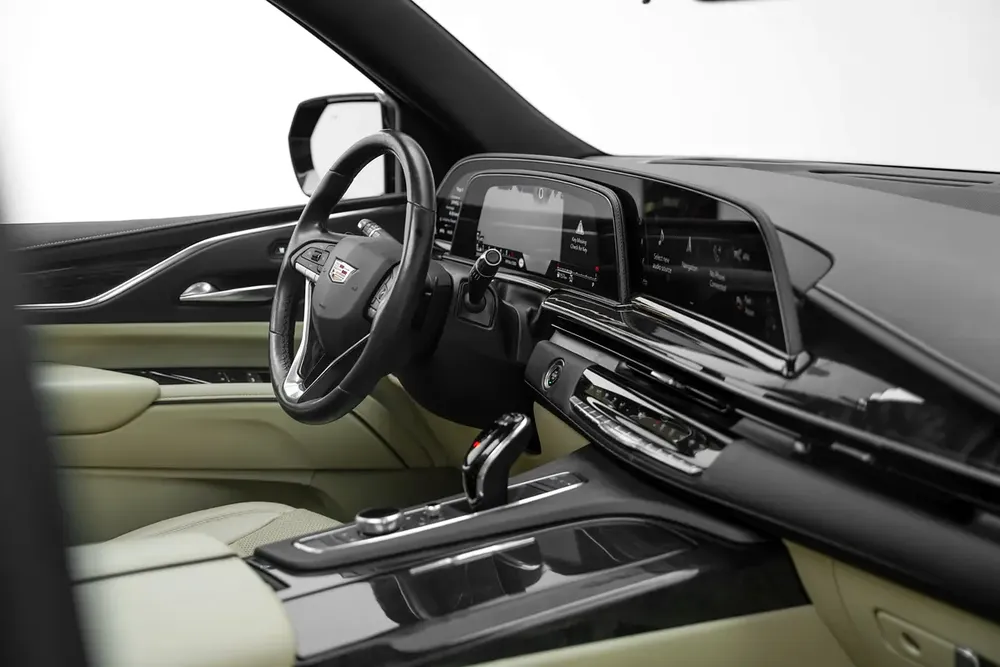 2023 CADILLAC ESCALADE 600 BLACK EDITION WITH WARRANTY AND SERVICE CONTRACT - Image 6