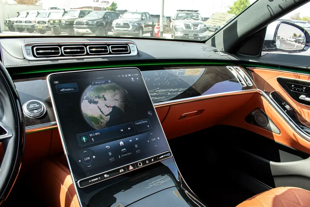 2021 - BENZ S400 DIESEL /// - BRAND NEW CONDITION - ONLY 49,000 KM DONE - Image 13