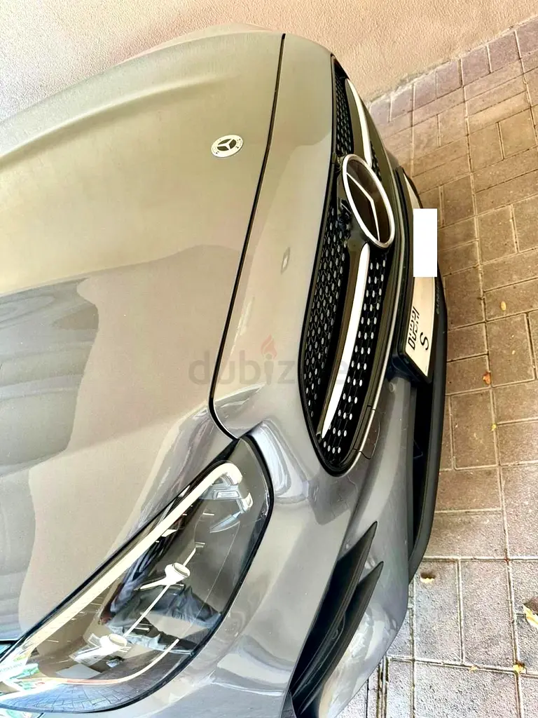 Mercedes Benz EClass E 300 2022 GCC Specs Full Service History and Service Contract and Warranty - Image 7