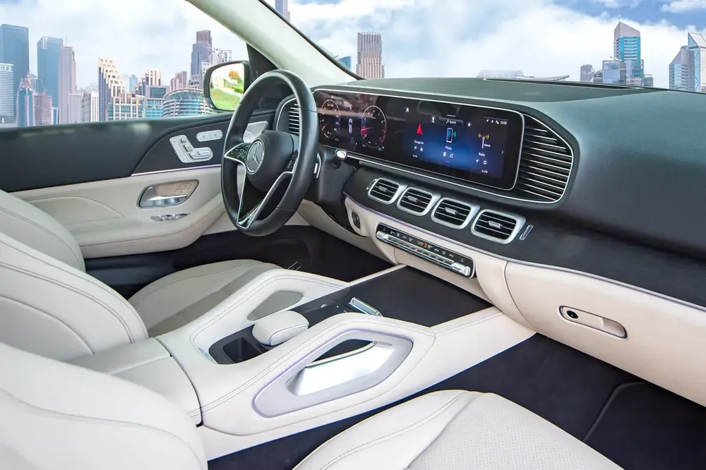 Mercedes-Benz GLE 450 AMG 4MATIC 2024 - GCC Specs - Image 13