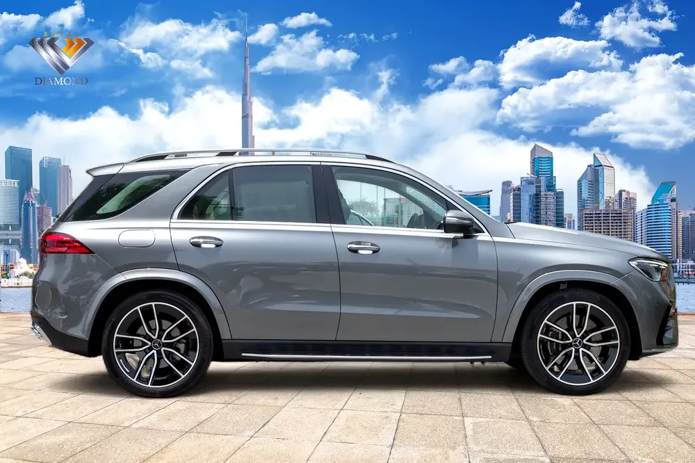 Mercedes-Benz GLE 450 AMG 4MATIC 2024 - GCC Specs - Image 7