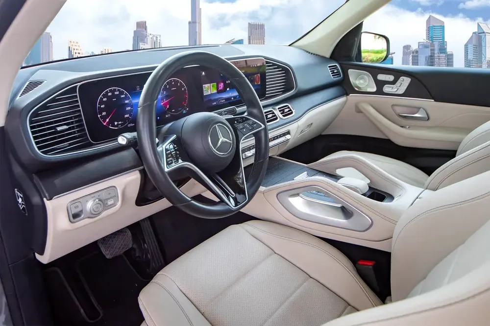 Mercedes-Benz GLE 450 AMG 4MATIC 2024 - GCC Specs - Image 8