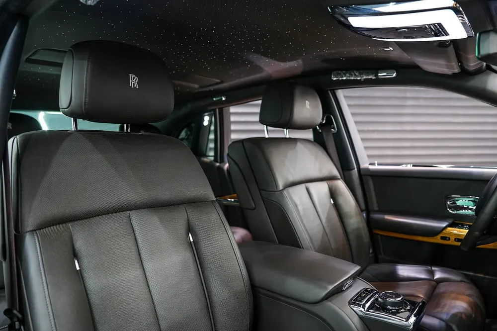 2022 Rolls Royce Phantom, Rear-Seat Entertainment, Starlight Headliner, Dealer Warranty + Service!! - Image 11