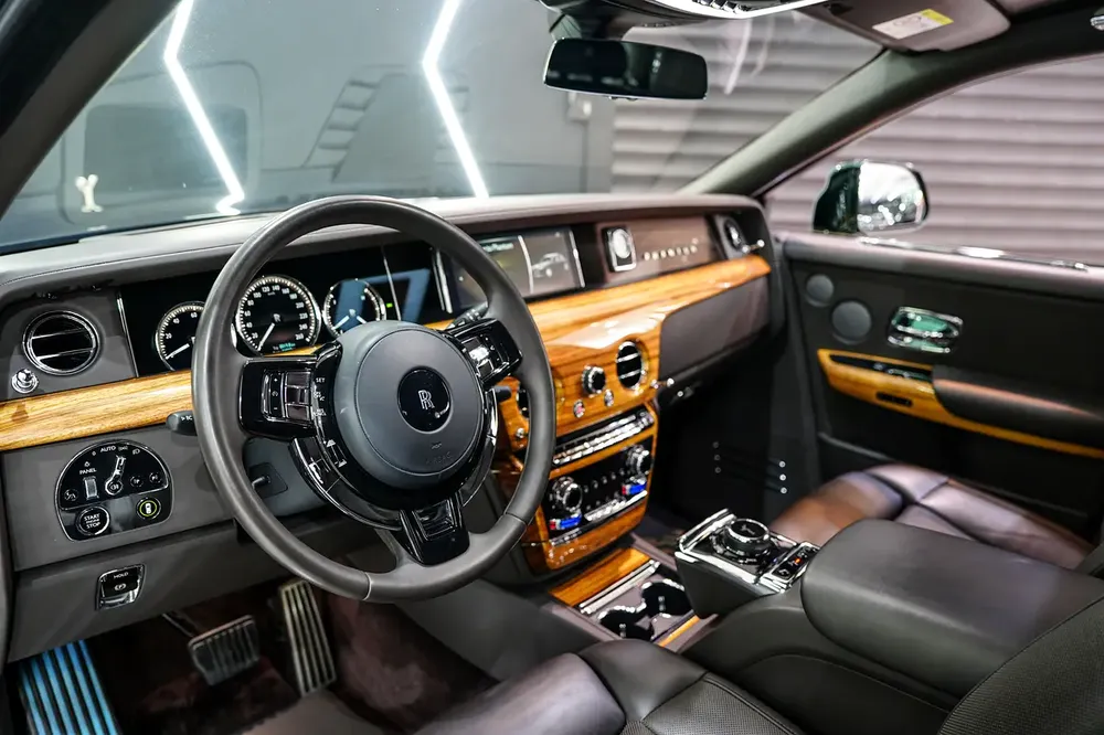 2022 Rolls Royce Phantom, Rear-Seat Entertainment, Starlight Headliner, Dealer Warranty + Service!! - Image 7