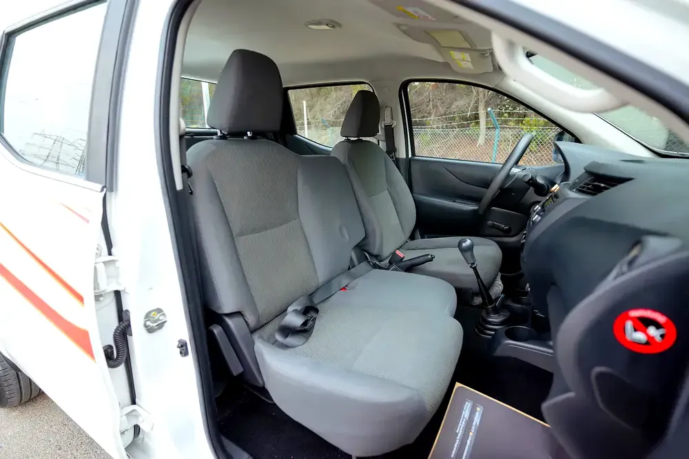 Navara | Double Cabin SE 4X2 | Manual | GCC Specs | Ref#N73209 - Image 9