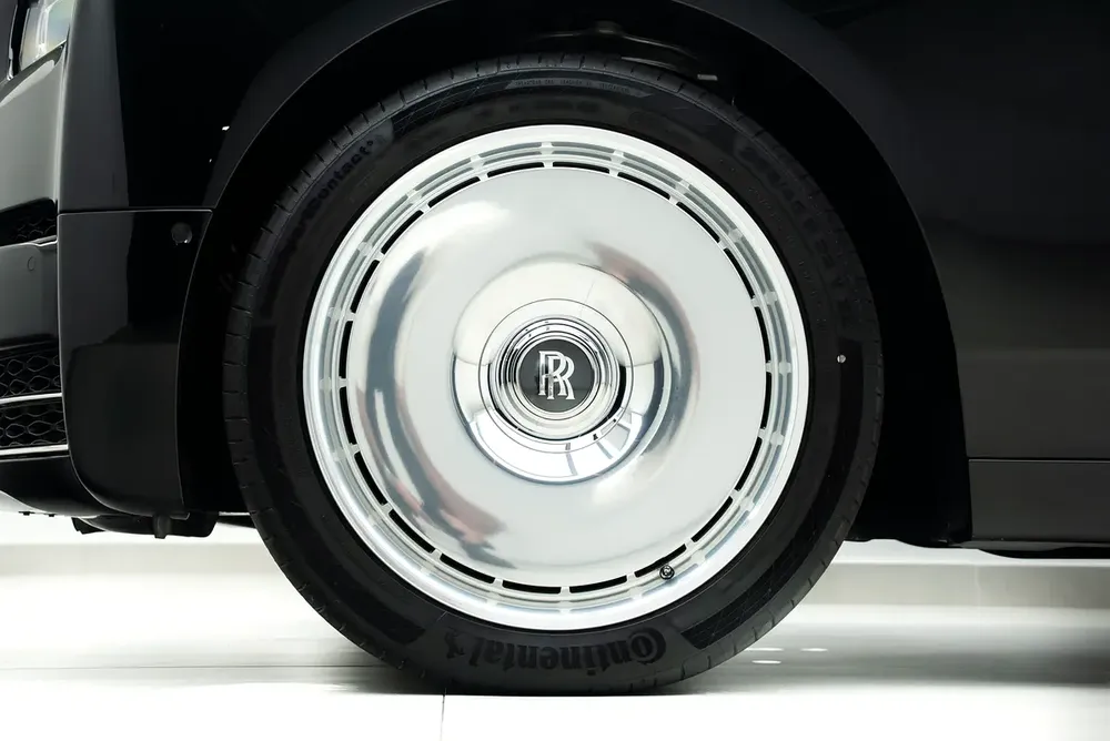 2026 ROLLS ROYCE PHANTOM | GCC | MAIN DEALER WARRANTY AND SERVICE | FULL OPTION - Image 6