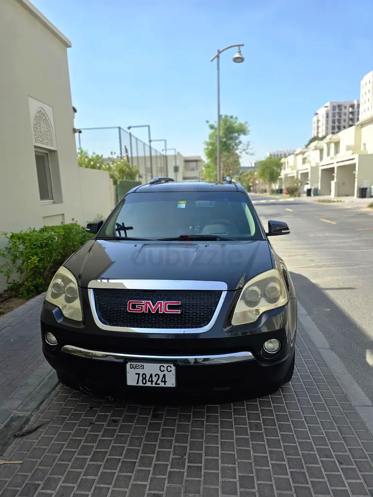 GMC Acadia , GCC , Low milage , Directly from owner - Image 4