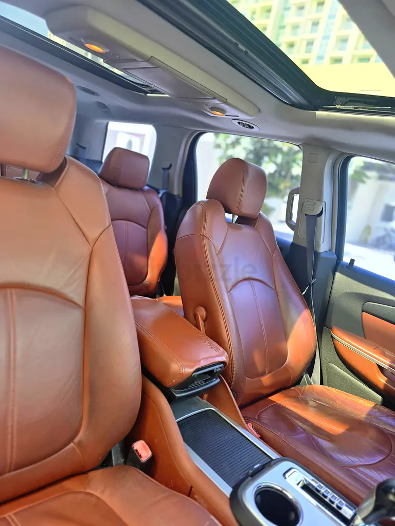 GMC Acadia , GCC , Low milage , Directly from owner - Image 8