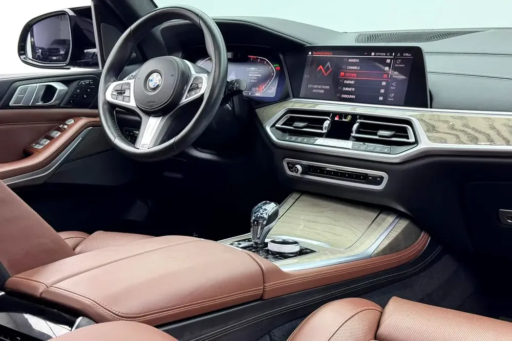 2020 BMW X7 xDrive40i M-Sport, 2026 BMW Warranty + Service Pack, Full BMW Service History, GCC - Image 12