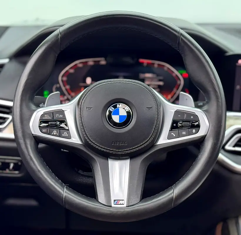 2020 BMW X7 xDrive40i M-Sport, 2026 BMW Warranty + Service Pack, Full BMW Service History, GCC - Image 7