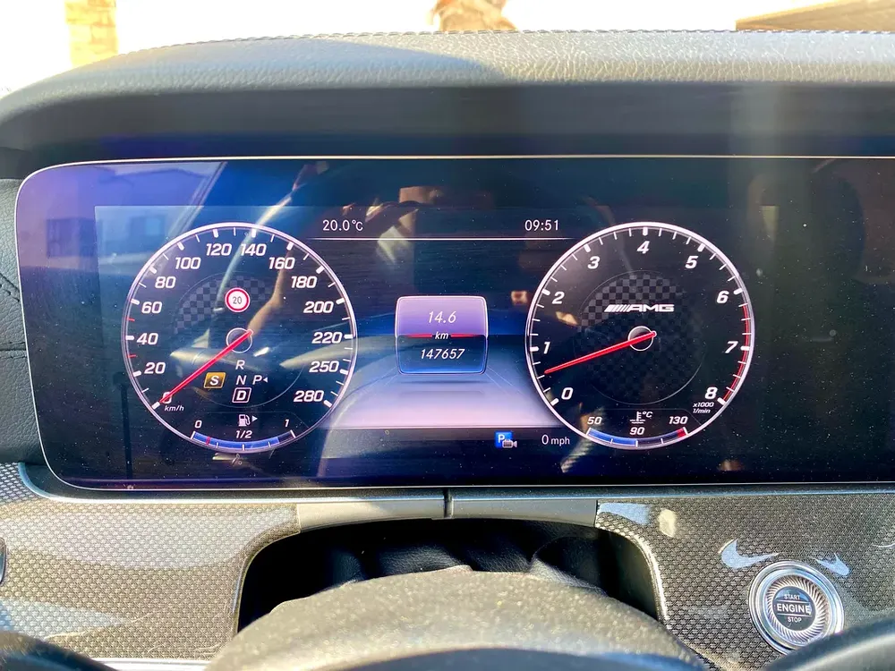 2018 MERCEDES E43 AMG 3.0L BITURBO 4MATIC || GCC || FULLY LOADED || MASTERPIECE|| PERFECT CONDTION - Image 11