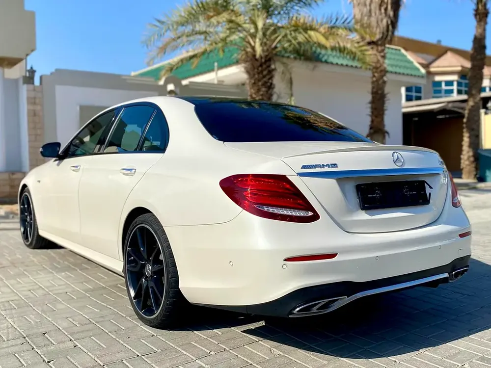 2018 MERCEDES E43 AMG 3.0L BITURBO 4MATIC || GCC || FULLY LOADED || MASTERPIECE|| PERFECT CONDTION - Image 6