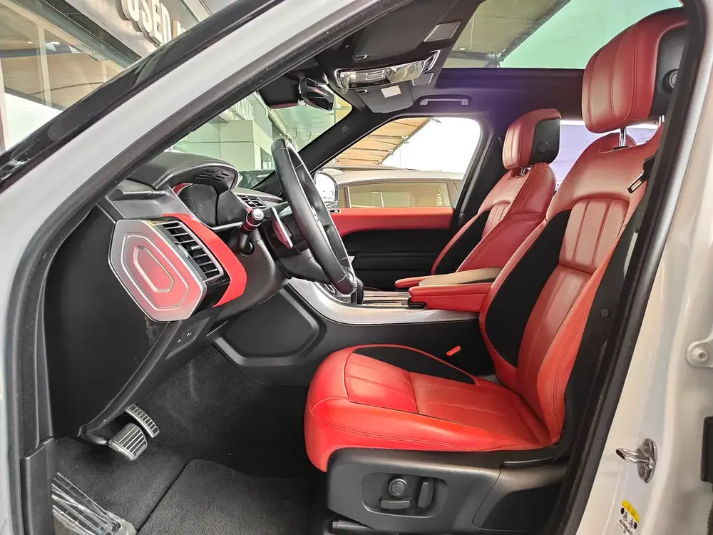 AED 1,945 P.M | 2020 Range Rover Sport HSE | Under Range Rover Warranty | GCC | - Image 13