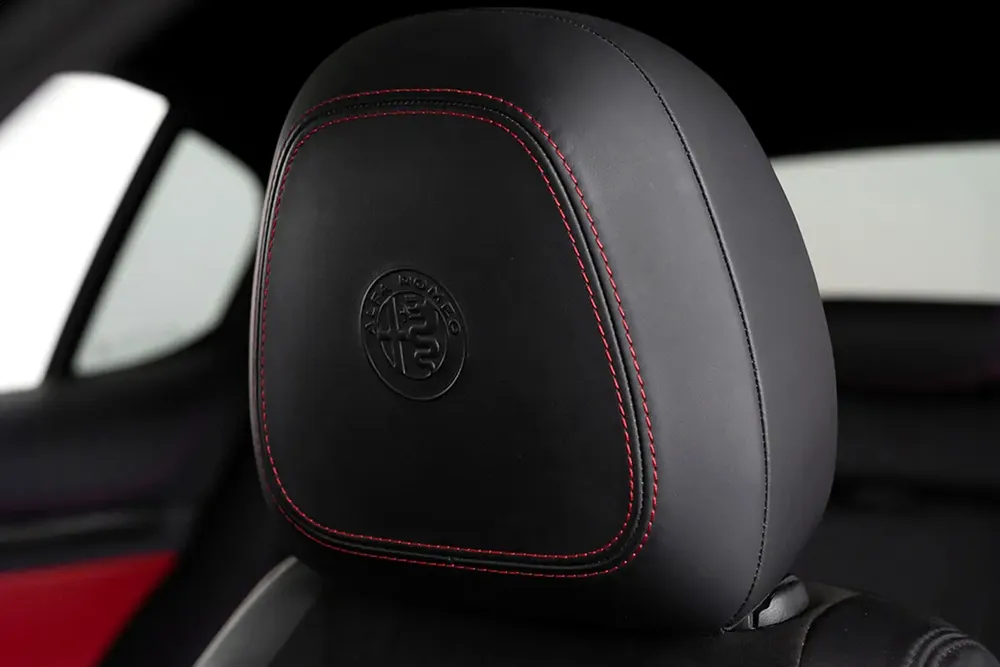 2,960 AED / 60 month’s | 0% DP | 2020 Alfa Romeo Stelvio Quadrifoglio - Image 15