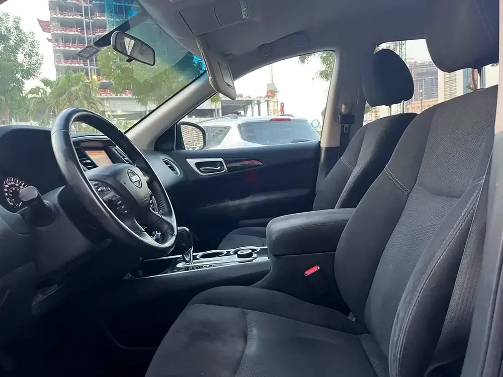 *CANADIAN SPEC* DRIVES GOOD * - Image 10